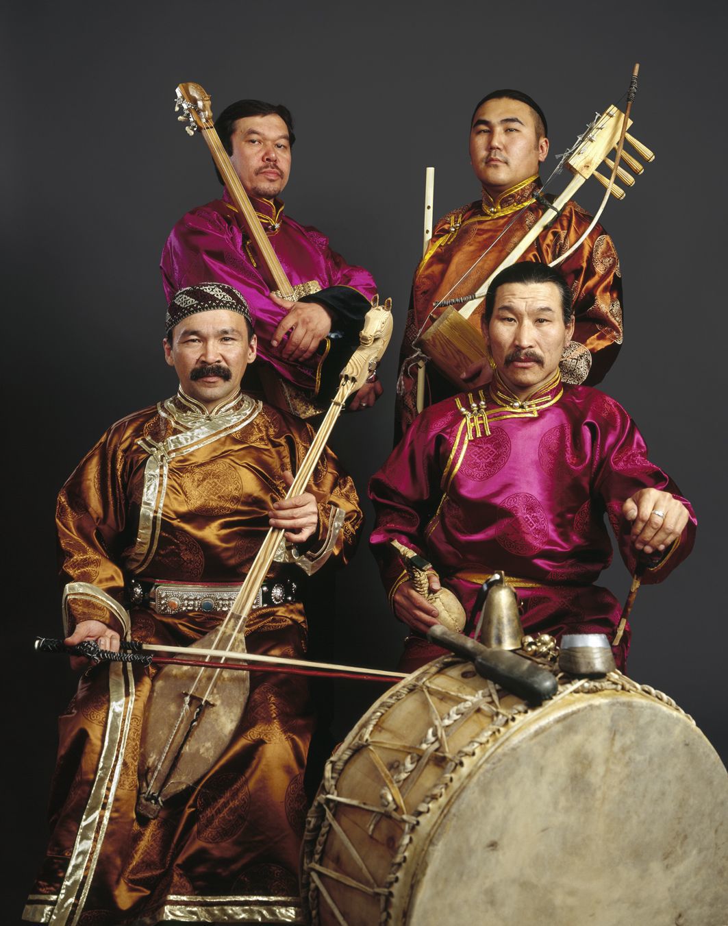 Huun-Huur-Tu-May-2006-Moscow.jpg
